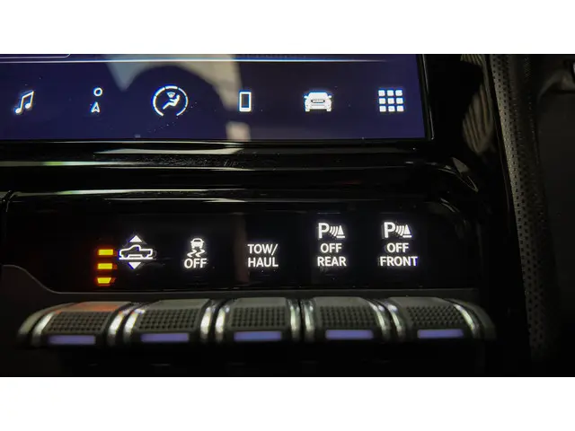 Dodge Ram 1500 5.7 V8 4x4 Limited 2024 LPG/Gas 12