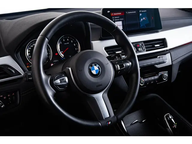 BMW X1 sDrive20i 2020 Benzine 37