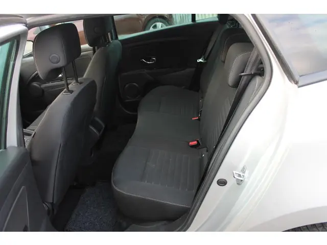 Renault Mégane Estate 1.2 TCe Limited 2016 Benzine