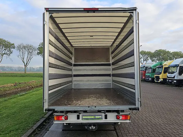 Citroën Jumper 2.0 2017 Diesel 13