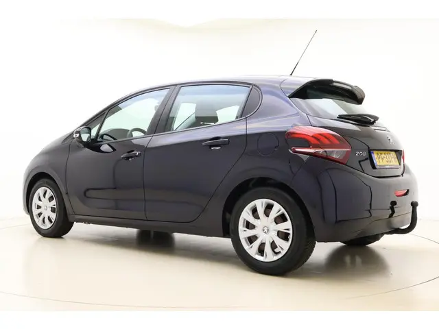 Peugeot 208 1.2 PureTech Blue Lion 2017 Benzine 12