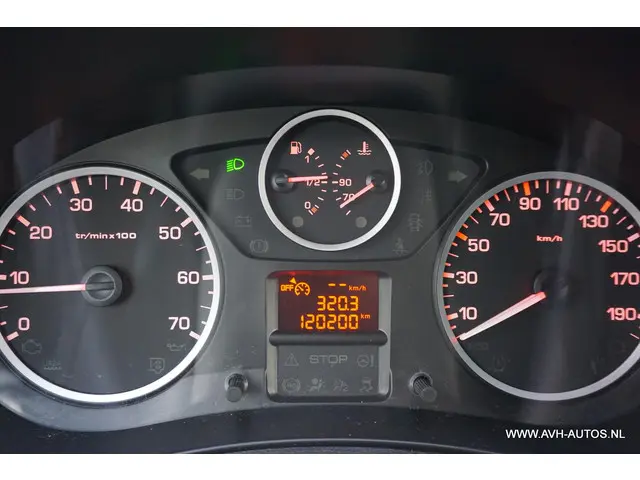 Peugeot Partner Tepee 1.2 PureTech Allure 2018 Benzine 13