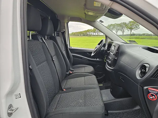 Mercedes-Benz eVito 112 2022 Elektrisch 7