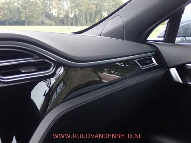 Tesla Model S 75D 2017 Elektrisch 31