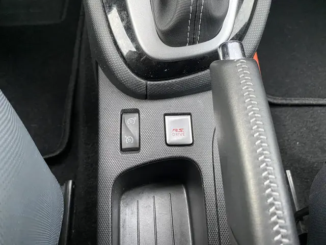 Renault Clio 1.2 GT 2014 Benzine 26