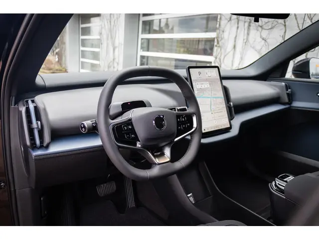 Volvo EX30 Extended Range Core 69 kWh 2025 Elektrisch 15