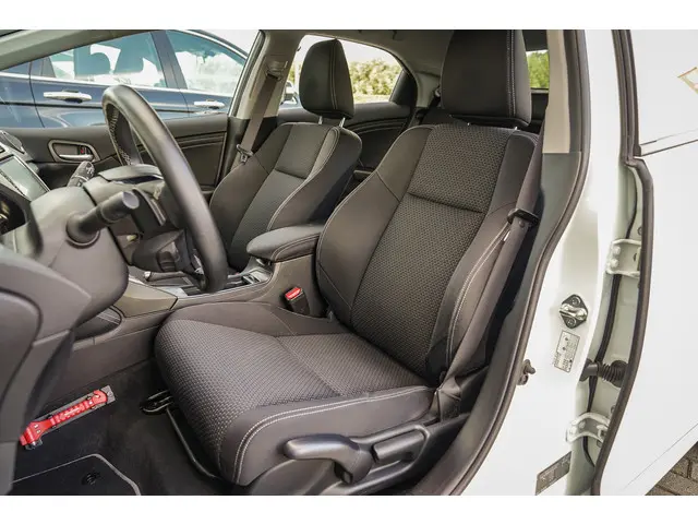 Honda Civic 1.8i VTEC ELEGANCE - SPORT 2016 Benzine 8