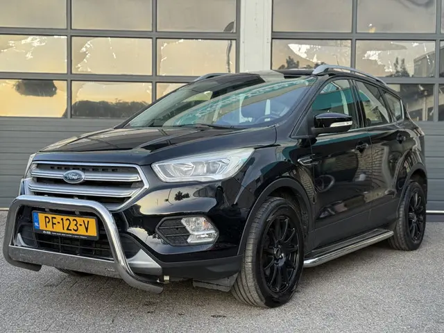 Ford Kuga 1ste eigenaar 1.5 EcoB. Trend Ult. 2017 Benzine 3
