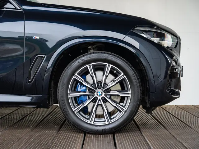 BMW X5 xDrive45e 2021 Hybride Benzine 7