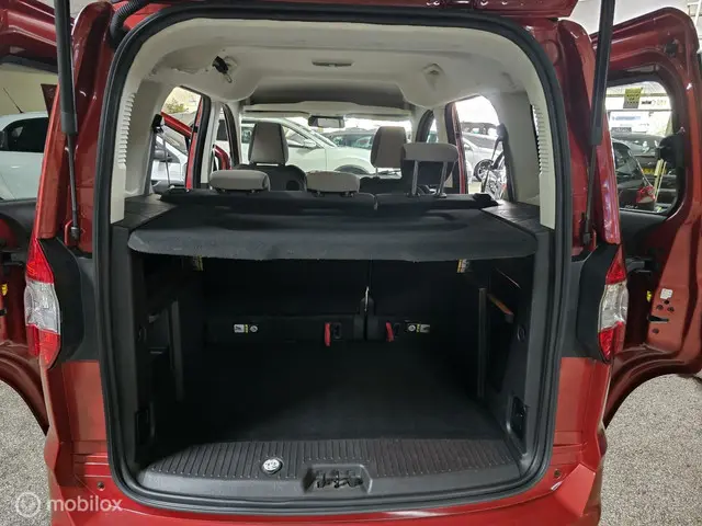 Ford Tourneo Courier 1.0 Titanium A. Camera 2015 Benzine 18