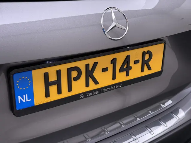 Mercedes-Benz GLA 250 e AMG line 2025 Hybride Benzine 5