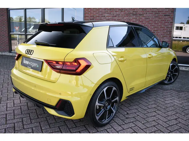 Audi A1 Sportback 30 TFSI S-Edition 2019 Benzine 75