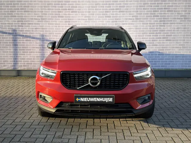 Volvo XC40 T4 R-Design Aut 2019 Benzine 4