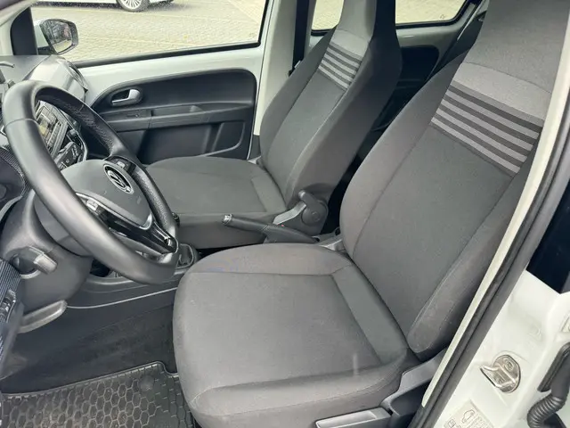 Volkswagen up! 1.0 2021 Benzine 16