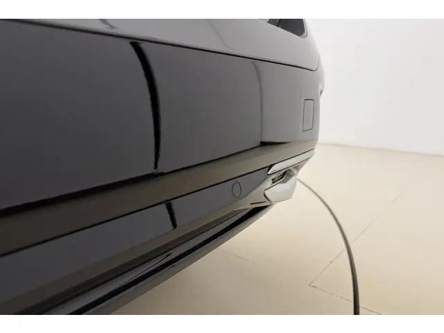 Peugeot 308 SW 1.2T 130pk Automaat Allure 2024 Benzine 13