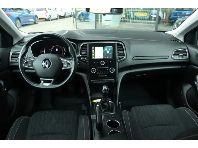 Renault Mégane Estate 1.3 TCE LIMITED 2019 Benzine 10
