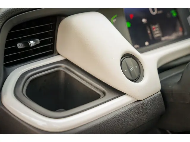 Honda Jazz 1.5i e:HEV EXECUTIVE 2022 Hybride Benzine 31