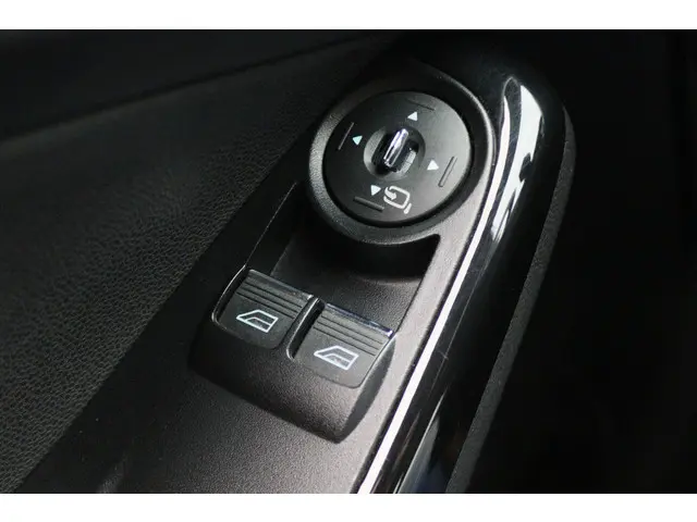 Ford Fiesta 1.0 EcoBoost Titanium 2013 Benzine 29
