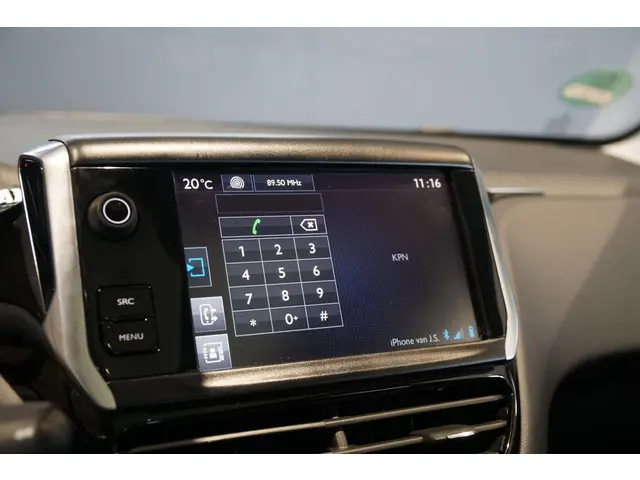 Peugeot 208 1.2 PureTech Allure 2017 Benzine 20