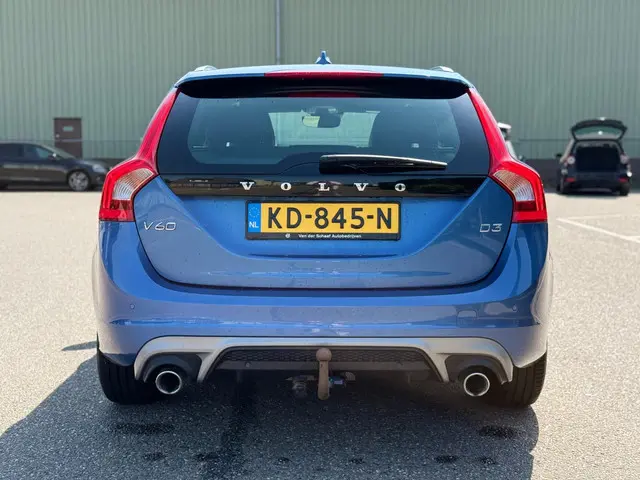 Volvo V60 2.0 D3 Nordic+ 2016 Koppeling Slipt 2016 Diesel 6