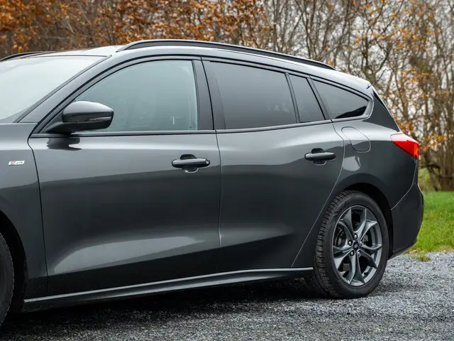Ford Focus Wagon 1.0 EcoBoost ST Line 2019 Benzine 8