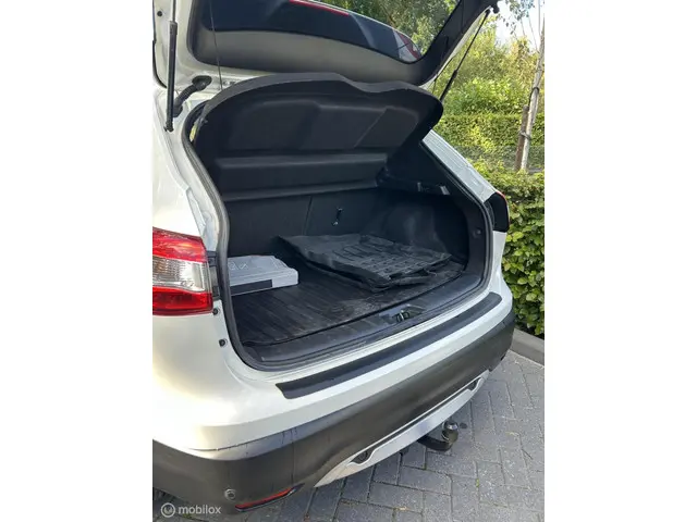 Nissan QASHQAI 1.2 Tekna 2015 Benzine 8