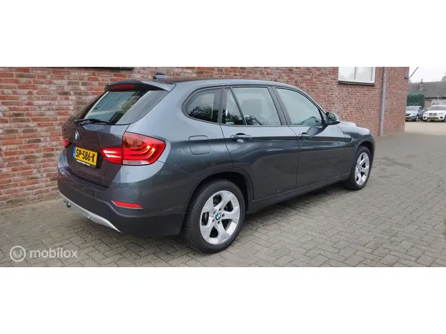 BMW X1 sDrive18i 2013 Benzine 6