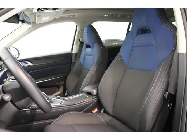 Lynk & Co 01 1.5 2021 Hybride Benzine 7