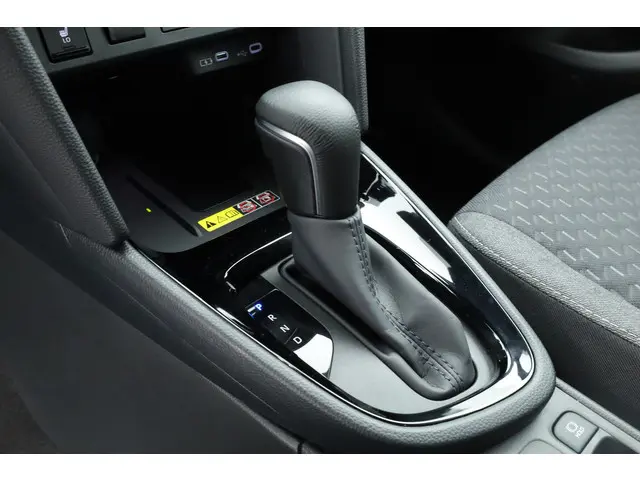 Toyota Yaris Cross 1.5 Hybrid 130pk 2024 Hybride Benzine 6