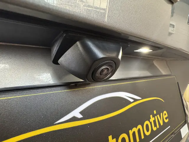 Ford Kuga 2.5 PHEV ST-Line 2022 Hybride Benzine 12