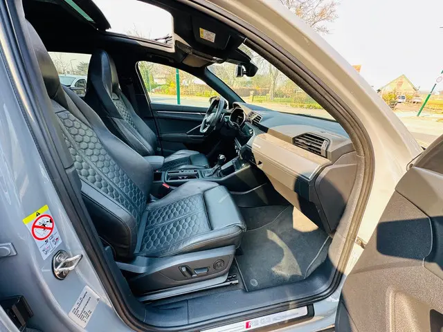 Audi Q3 TFSI RS 2021 Benzine 10