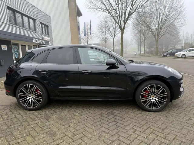 Porsche Macan 3.6 Turbo 2015 Benzine 12