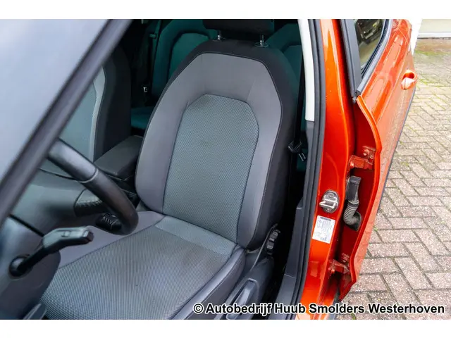 SEAT Arona 1.0 TSI Xcellence 2019 Benzine 16