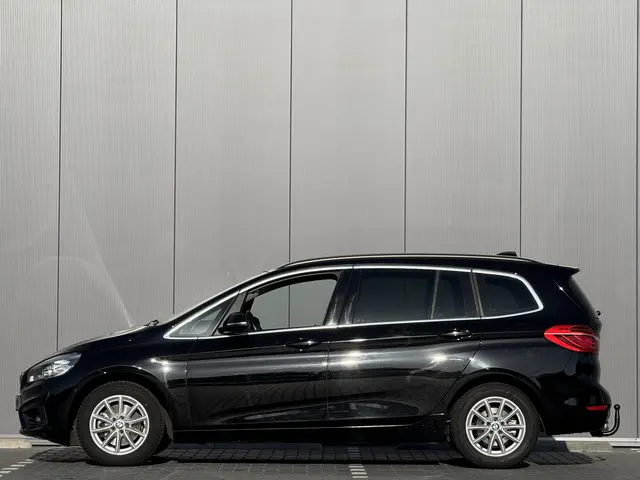BMW 2 Serie Gran Tourer 218i High Executive 2017 Benzine 7