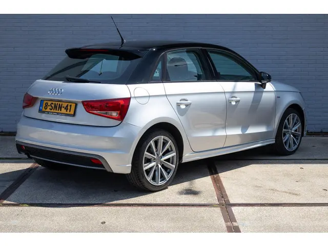 Audi A1 Sportback 1.2 TFSI Admired 2013 Benzine 9