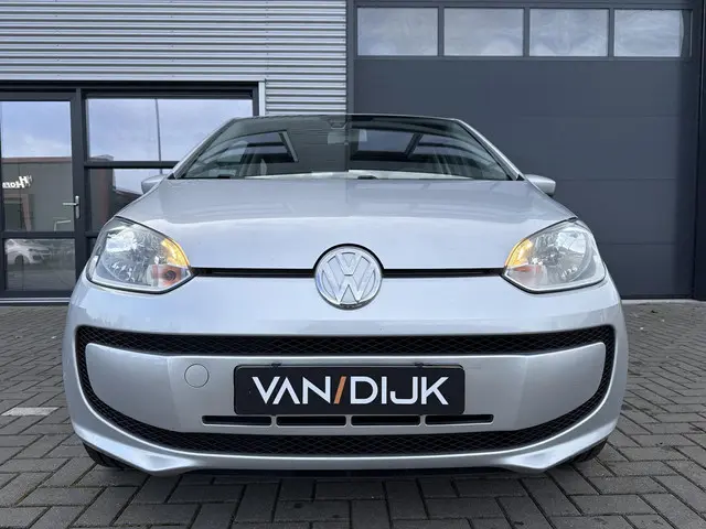 Volkswagen up! 1.0 move up! BlueMotion 2013 Benzine 29