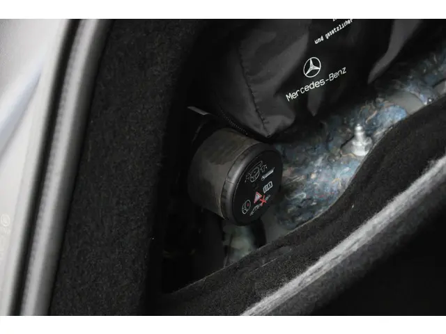 Mercedes-Benz GLA 200 2015 Benzine 22