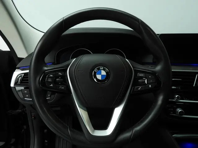 BMW 6 Serie Gran Turismo 640i 2018 Benzine 10
