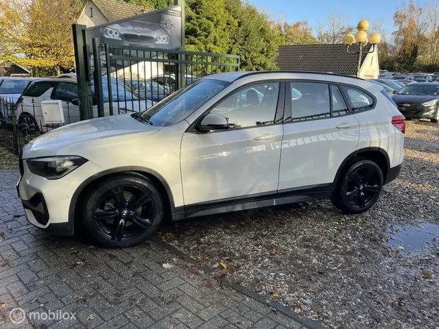 BMW X1 sDrive18i High Executive 2019 Benzine 9