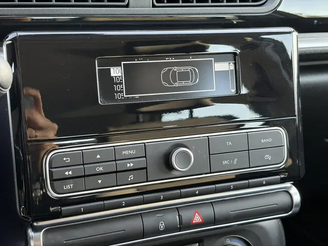 Citroën C3 1.2 PureTech Feel 2017 Benzine 18