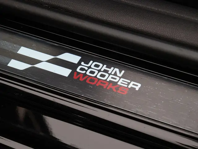 MINI Cooper Cabrio John Works 2025 Benzine 31