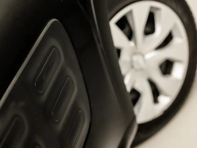 Citroën C4 Cactus 1.2 e-VTi Feel Sport 2015 Benzine 26