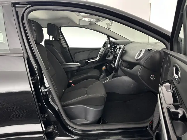 Renault Clio Estate 0.9 TCe Expression 2013 Benzine 11