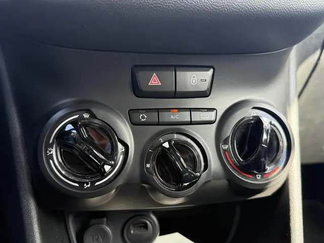 Peugeot 208 1.2 PureTech Signature 2019 Benzine 15
