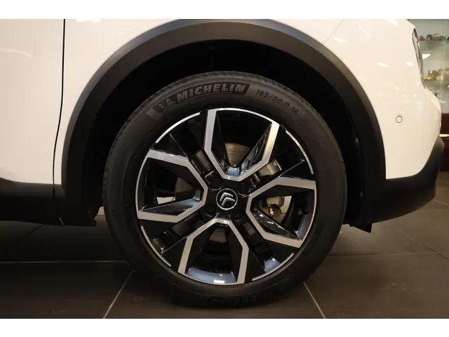 Citroën ë-C4 Shine 50 kWh 2022 Elektrisch 10