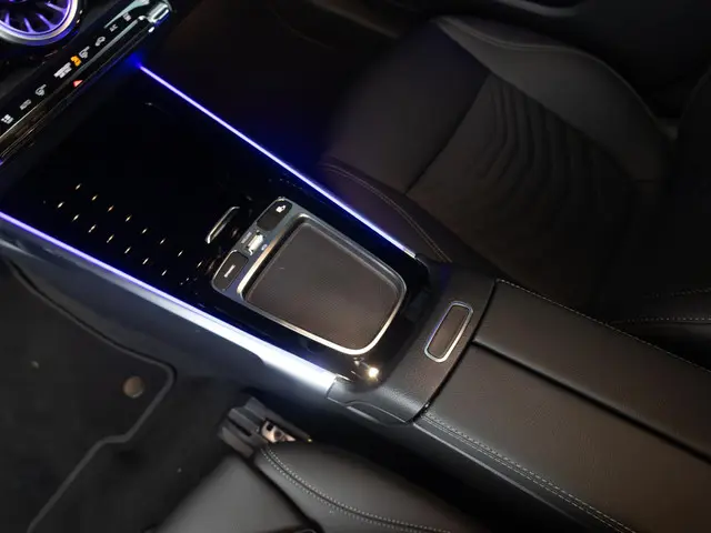Mercedes-Benz EQB 250+ Limited Edition 2024 Elektrisch 33