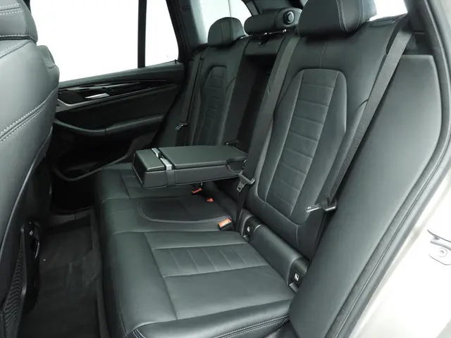 BMW iX3 High Executive 80 kWh 2021 Elektrisch 8
