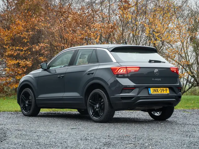 Volkswagen T-Roc 1.0 TSI T-Roc 2021 Benzine 13