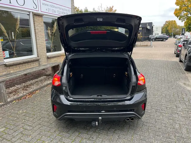 Ford Focus 1.0 EcoBoost ST Line Business 2018 Benzine 8