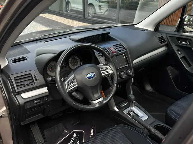 Subaru Forester 2.0 Luxury Plus 2014 Benzine 8